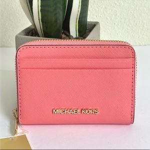 MICHAEL KORS Medium Zip
Around Card Case Wallet Grapefruit New